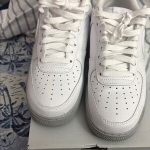 Nike White Leather Sneakers